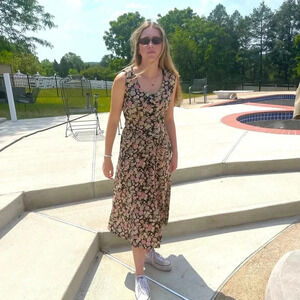 Vintage black floral scoop neck Walden classics sleeveless full skirt midi dress